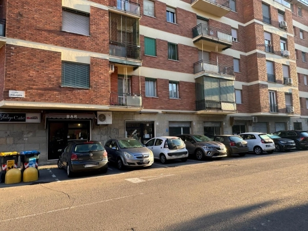 Locale Commerciale in Vendita a Modena, San Lazzaro - Via Pelusia